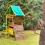 Comfortable 4 Bedroom Outdoor Wood-fired Sauna Warsaw *