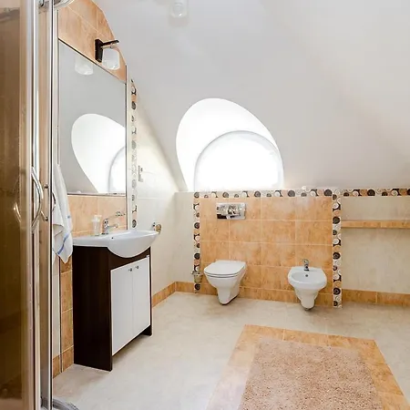 Comfortable 4 Bedroom Outdoor Wood-fired Sauna Warsaw * Magdalenka