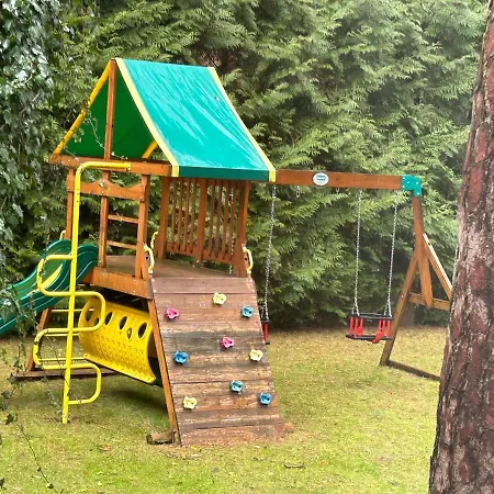 Comfortable 4 Bedroom Outdoor Wood-fired Sauna Warsaw *