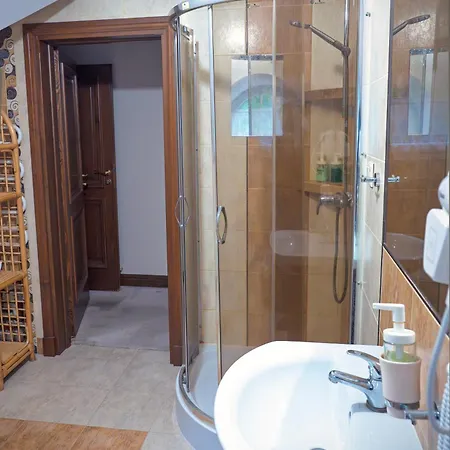 Comfortable 4 Bedroom Outdoor Wood-fired Sauna Warsaw * Magdalenka